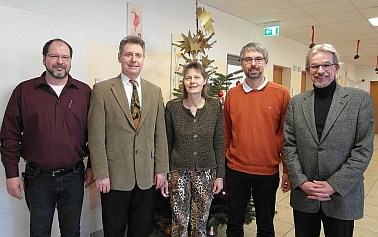 Geldübergabe an die Heimleitung